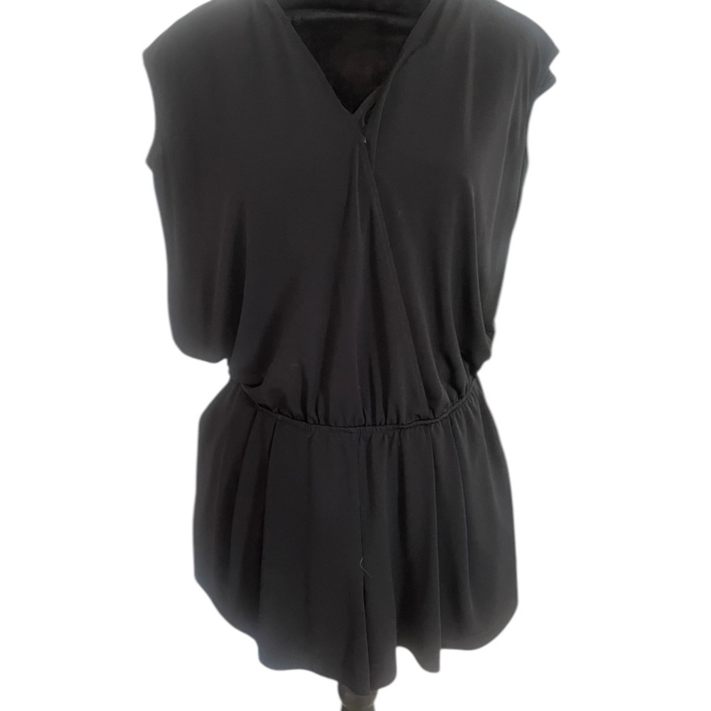 Black BCBG relaxed fit romper, Jumpsuit,Draped, V neck,shorts, Small - Picture 3 of 7
